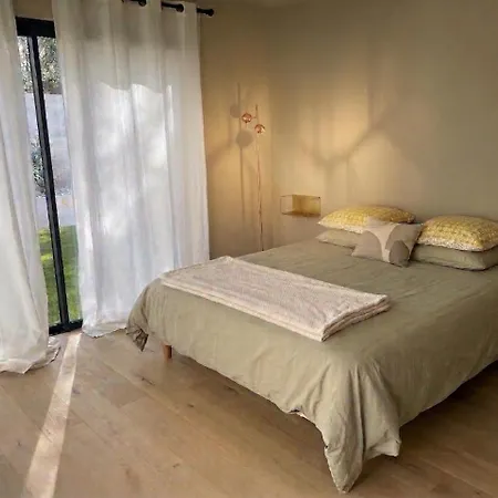 Villa Neuve - 210 M2 Entre Vignes Et *