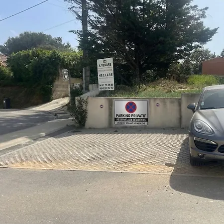 Neuve - 210 M2 Entre Vignes Et *
