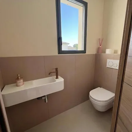Neuve - 210 M2 Entre Vignes Et Villa Saint-Drezery